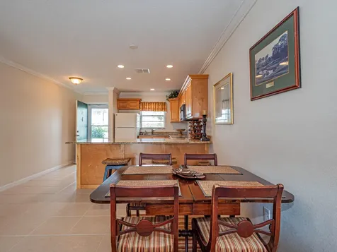 2800 Indian River Boulevard Vero Beach FL 32960