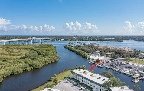 2800 Indian River Boulevard Vero Beach FL 32960