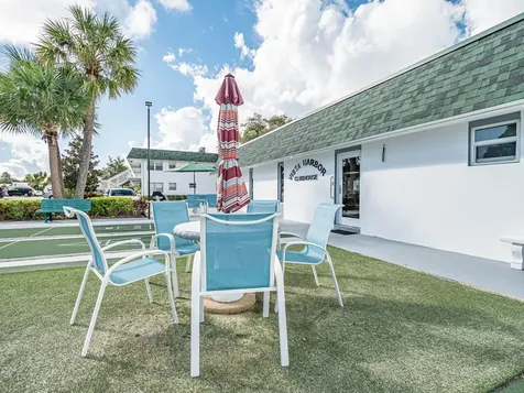2800 Indian River Boulevard Vero Beach FL 32960