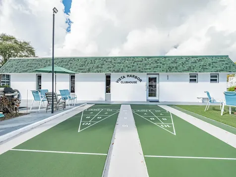 2800 Indian River Boulevard Vero Beach FL 32960