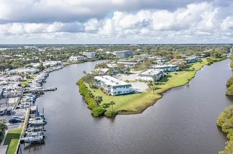2800 Indian River Boulevard Vero Beach FL 32960