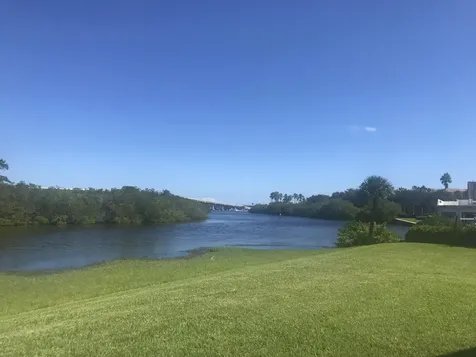 2800 Indian River Boulevard Vero Beach FL 32960