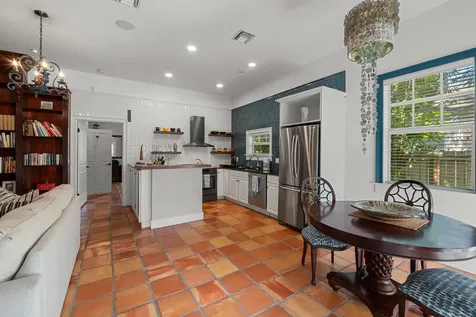 1608 Lake Avenue West Palm Beach FL 33401
