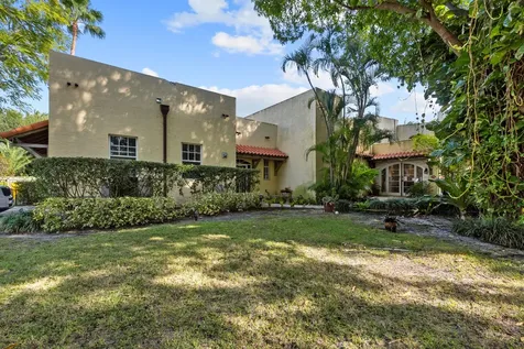 1608 Lake Avenue West Palm Beach FL 33401
