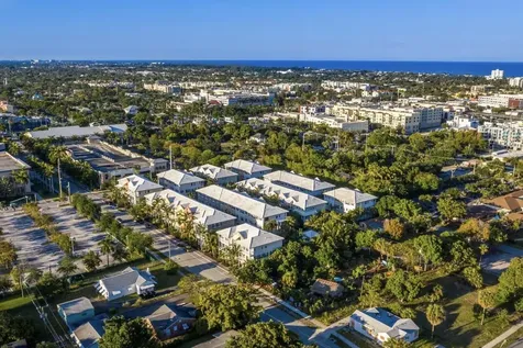 111 SW 2nd Avenue Delray Beach FL 33444