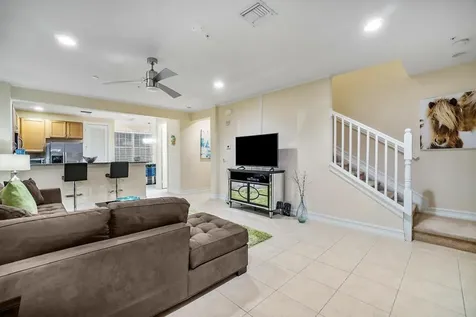 111 SW 2nd Avenue Delray Beach FL 33444