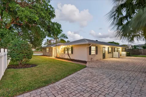 800 Tropic Boulevard Delray Beach FL 33483
