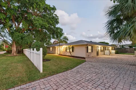 800 Tropic Boulevard Delray Beach FL 33483