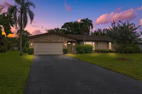 8675 Nw 28th Drive Coral Springs FL 33065