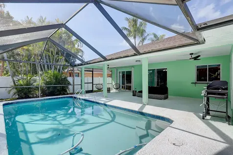 238 SW Grove Avenue Port Saint Lucie FL 34983