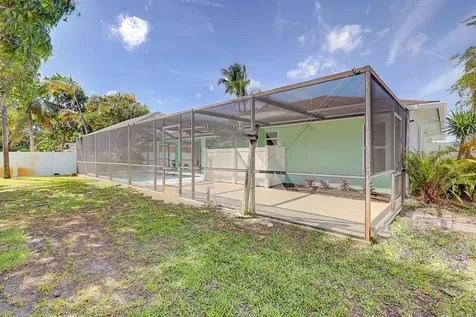 238 SW Grove Avenue Port Saint Lucie FL 34983