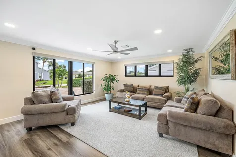 6853 Bayshore Drive Lake Worth FL 33462