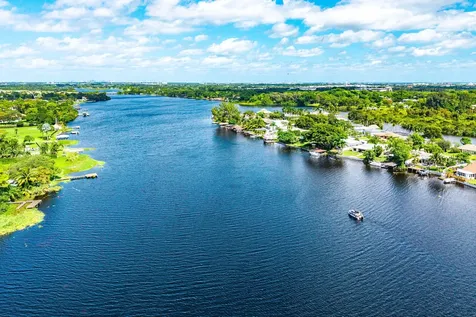 6853 Bayshore Drive Lake Worth FL 33462