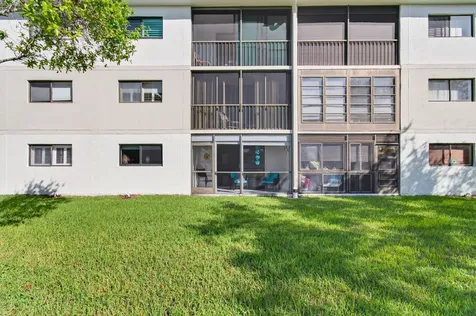 5574 Witney Drive Delray Beach FL 33484