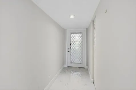 5574 Witney Drive Delray Beach FL 33484
