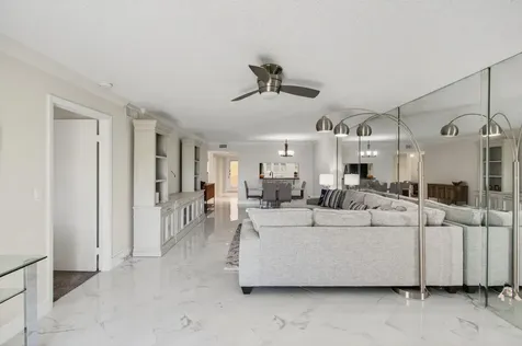 5574 Witney Drive Delray Beach FL 33484