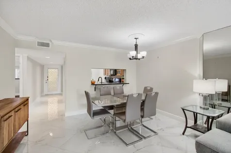5574 Witney Drive Delray Beach FL 33484
