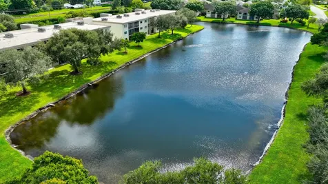 5574 Witney Drive Delray Beach FL 33484