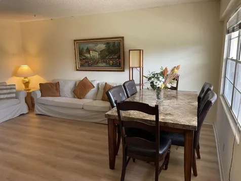 198 Dorset Boca Raton FL 33434