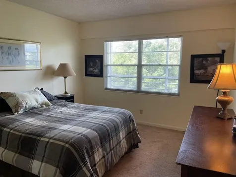 198 Dorset Boca Raton FL 33434