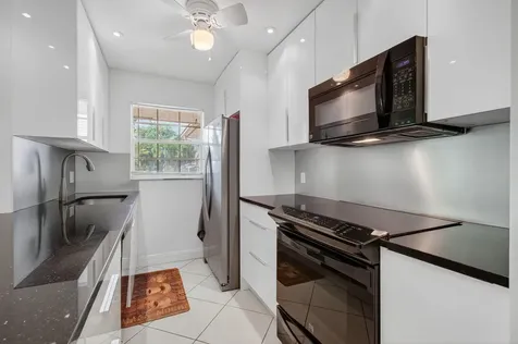 1305 High Point Way Delray Beach FL 33445