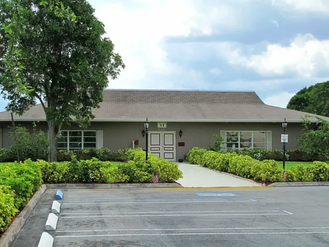1305 High Point Way Delray Beach FL 33445