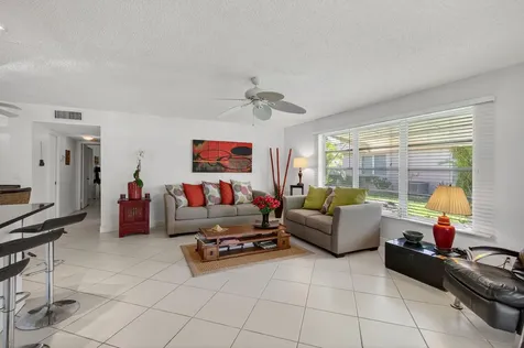 1305 High Point Way Delray Beach FL 33445