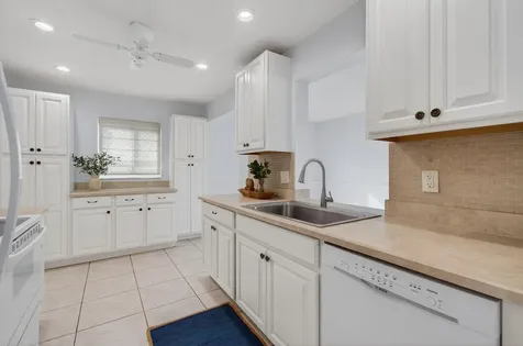 2095 Sw 13th Terrace Boynton Beach FL 33426