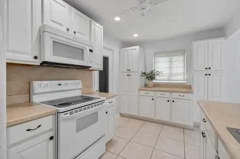 2095 Sw 13th Terrace Boynton Beach FL 33426