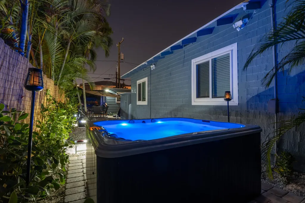 424 Malverne Road West Palm Beach FL 33405