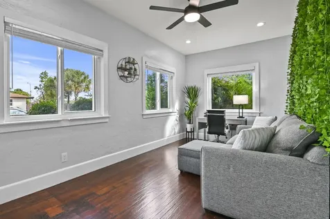 424 Malverne Road West Palm Beach FL 33405