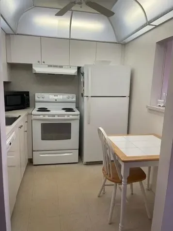 152 Suffolk D Boca Raton FL 33434