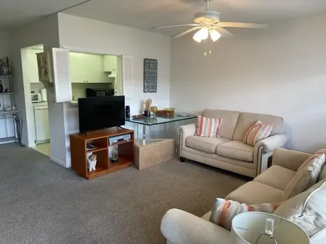 152 Suffolk D Boca Raton FL 33434