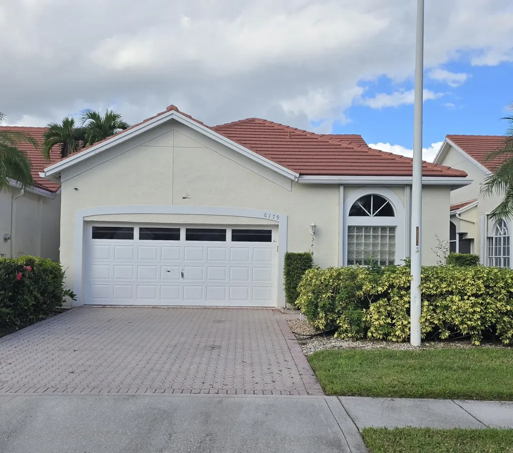 6179 Bear Creek Court Lake Worth FL 33467