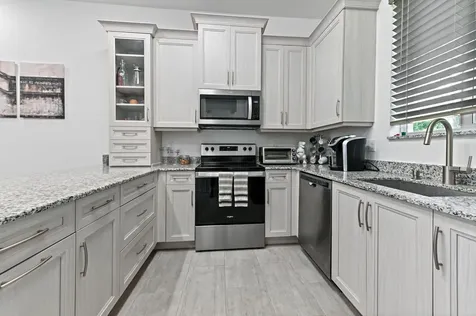 1710 Pioneer Way Royal Palm Beach FL 33411