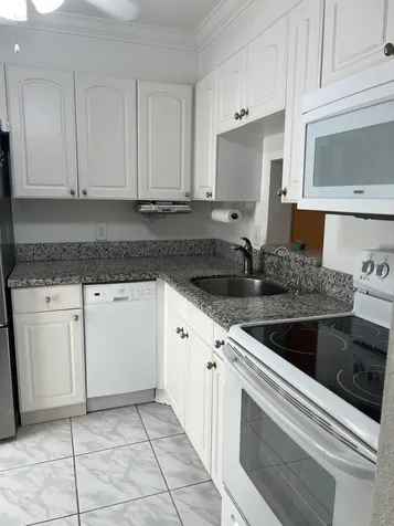 2161 Ne 1st Court Boynton Beach FL 33435