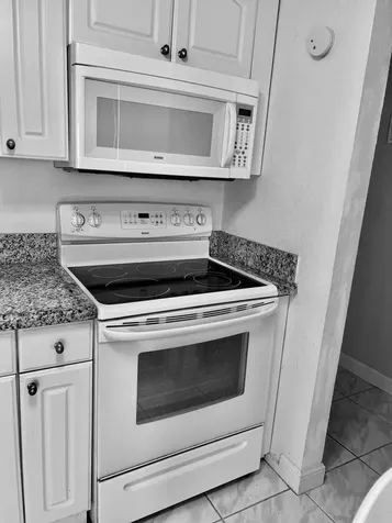 2161 Ne 1st Court Boynton Beach FL 33435