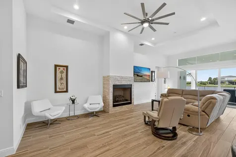 10033 Regency Way Palm Beach Gardens FL 33412