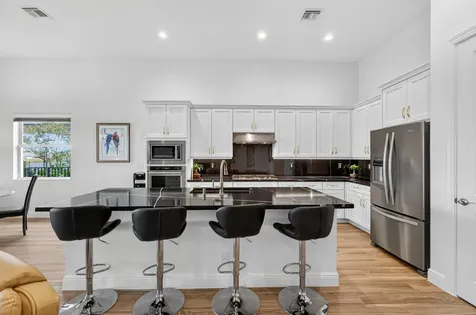 10033 Regency Way Palm Beach Gardens FL 33412