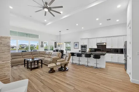 10033 Regency Way Palm Beach Gardens FL 33412