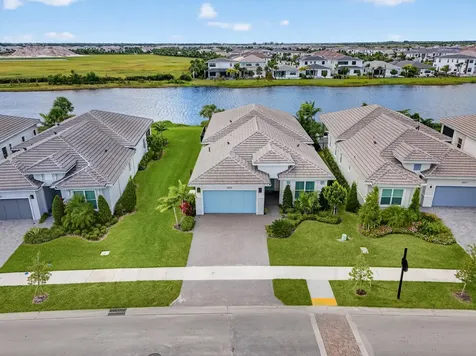 10033 Regency Way Palm Beach Gardens FL 33412