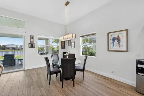 10033 Regency Way Palm Beach Gardens FL 33412
