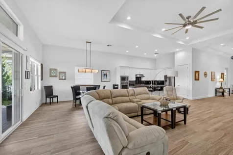 10033 Regency Way Palm Beach Gardens FL 33412