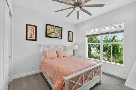 10033 Regency Way Palm Beach Gardens FL 33412