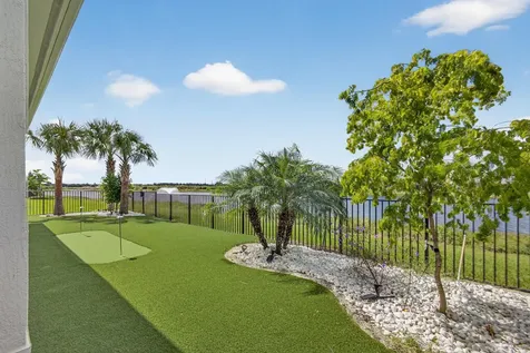 10033 Regency Way Palm Beach Gardens FL 33412