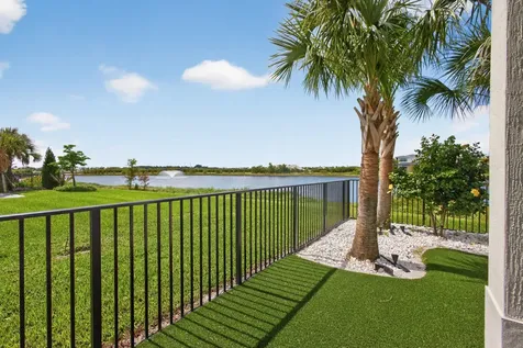 10033 Regency Way Palm Beach Gardens FL 33412