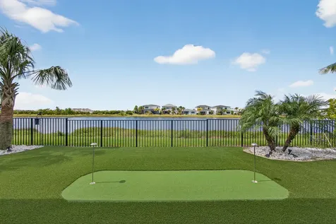 10033 Regency Way Palm Beach Gardens FL 33412