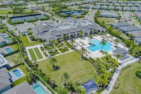 10033 Regency Way Palm Beach Gardens FL 33412