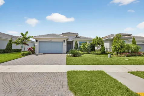10033 Regency Way Palm Beach Gardens FL 33412
