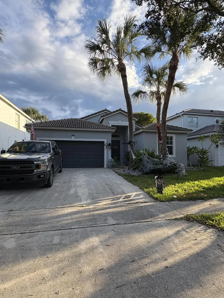 216 Seminole Lakes Drive Royal Palm Beach FL 33411